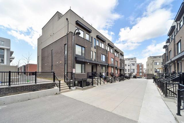 11 - 142 William Duncan Rd, Townhouse with 2 bedrooms, 2 bathrooms and 1 parking in Toronto ON | Image 12