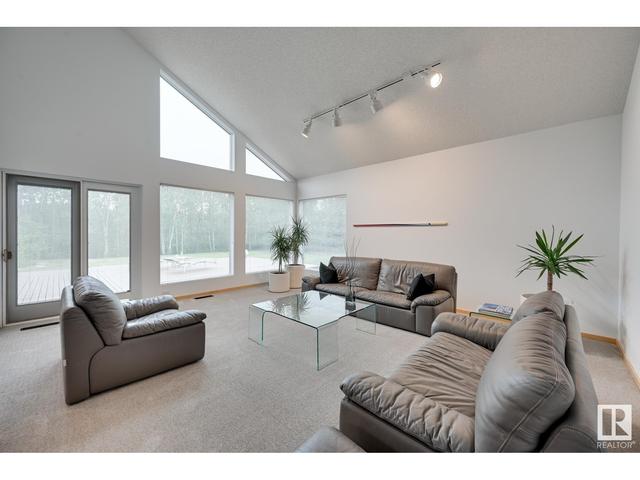 18107 4 Av Sw, House detached with 5 bedrooms, 3 bathrooms and null parking in Edmonton AB | Image 11