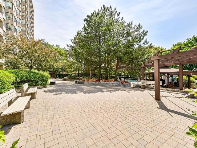 401 - 10 Malta Ave, Condo with 2 bedrooms, 2 bathrooms and 1 parking in Brampton ON | Image 30