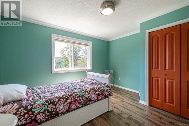 943 Thrush Pl, House detached with 4 bedrooms, 4 bathrooms and 2 parking in Langford BC | Image 24