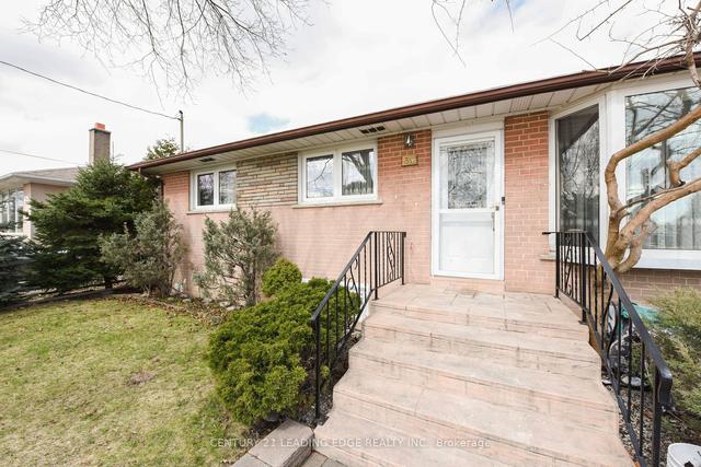 34 Paragon Rd, House detached with 3 bedrooms, 2 bathrooms and 7 parking in Toronto ON | Image 34