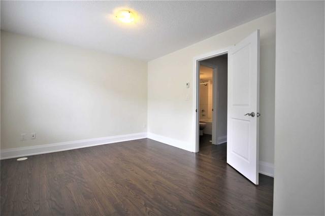 th6 - 5 Oakburn Cres, Townhouse with 3 bedrooms, 3 bathrooms and 1 parking in Toronto ON | Image 8