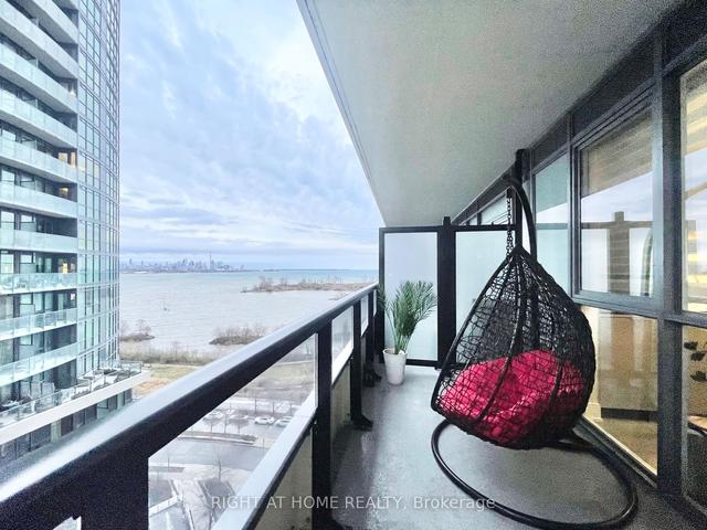 1006 - 65 Annie Craig Dr, Condo with 2 bedrooms, 2 bathrooms and 1 parking in Toronto ON | Image 8