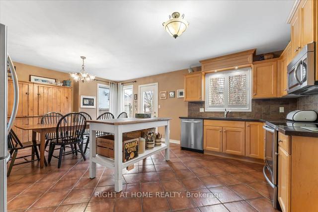56 Mccaffery Cres, House detached with 3 bedrooms, 4 bathrooms and 6 parking in St. Catharines ON | Image 7