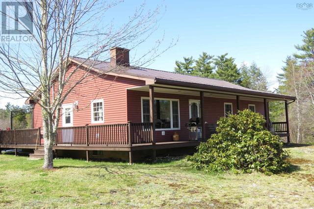 119 Wagner Road, House detached with 3 bedrooms, 2 bathrooms and null parking in Lunenburg MD NS | Card Image