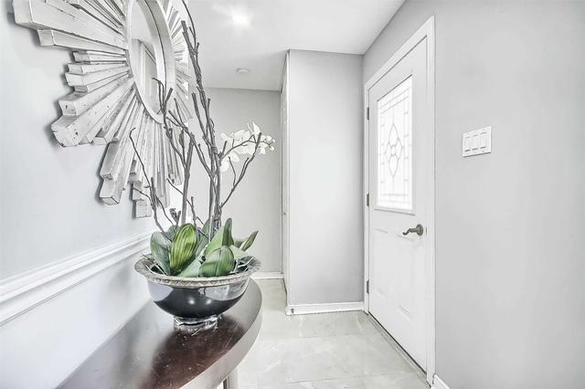 12 - 2088 Lakeshore Rd W, Townhouse with 3 bedrooms, 2 bathrooms and 1 parking in Oakville ON | Image 29