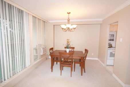 418 - 10 Sunrise Ave, Condo with 4 bedrooms, 2 bathrooms and 1 parking in Toronto ON | Image 4