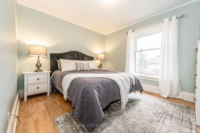 1184 Queenston Rd, House detached with 4 bedrooms, 3 bathrooms and 5 parking in Cambridge ON | Image 10