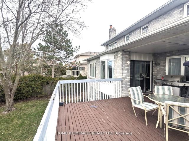 442 Rimosa Crt, House detached with 4 bedrooms, 3 bathrooms and 4 parking in Oshawa ON | Image 14