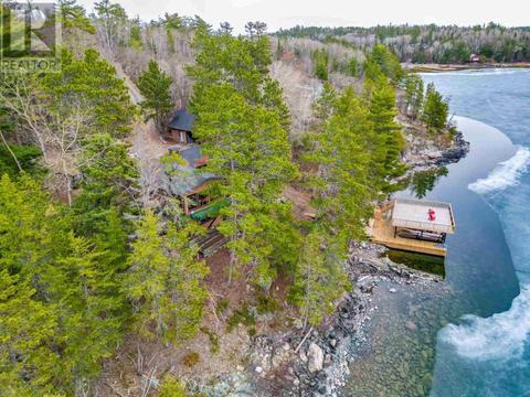 241 Woodland Road, House detached with 5 bedrooms, 2 bathrooms and null parking in Sioux Narrows Nestor Falls ON | Card Image