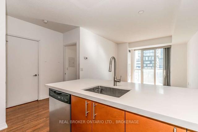 517 - 25 Cole St, Condo with 1 bedrooms, 1 bathrooms and 1 parking in Toronto ON | Image 29