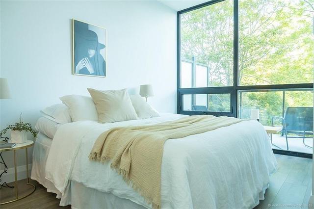 201 - 101 Locke Street S, Condo with 2 bedrooms, 2 bathrooms and 1 parking in Hamilton ON | Image 12