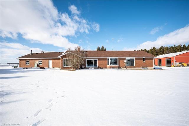 8765 Road 164, House detached with 4 bedrooms, 3 bathrooms and null parking in North Perth ON | Image 32