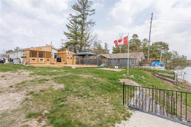 811 Mosley Street, House detached with 3 bedrooms, 2 bathrooms and null parking in Wasaga Beach ON | Image 6