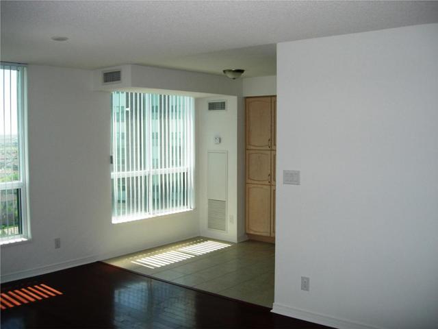 1908 - 4850 Glen Erin Dr, Condo with 2 bedrooms, 2 bathrooms and null parking in Mississauga ON | Image 5