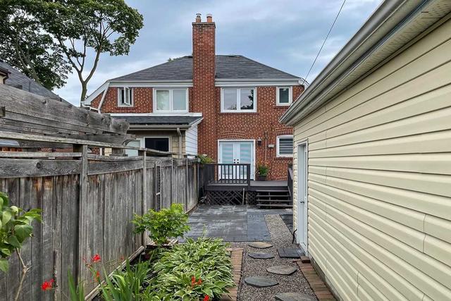 22 Glenbrae Ave, House semidetached with 2 bedrooms, 2 bathrooms and 3 parking in Toronto ON | Image 26
