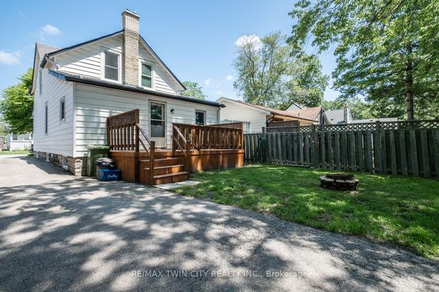 79 Maple St, House detached with 4 bedrooms, 2 bathrooms and 2 parking in St. Thomas ON | Image 11