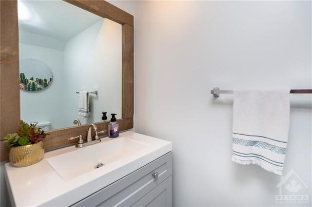 320 Verdon Private, Townhouse with 3 bedrooms, 2 bathrooms and 2 parking in Ottawa ON | Image 14