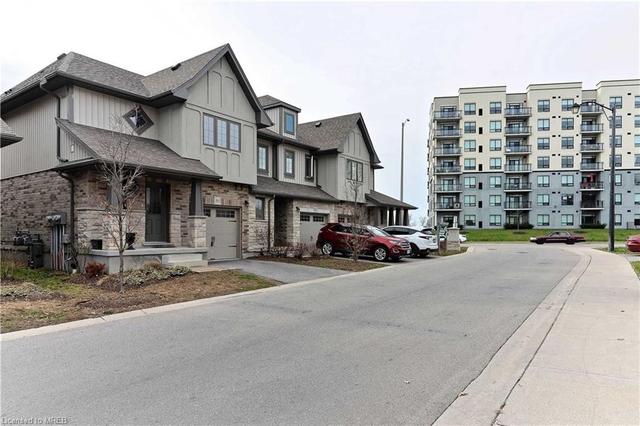 81 - 635 Saginaw Parkway N, House attached with 3 bedrooms, 3 bathrooms and 2 parking in Cambridge ON | Image 2