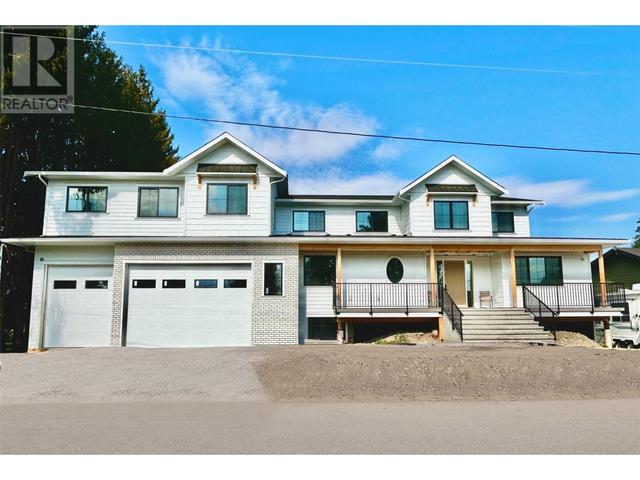 2070 Fisher Road, House detached with 9 bedrooms, 6 bathrooms and 7 parking in Kelowna BC | Image 51