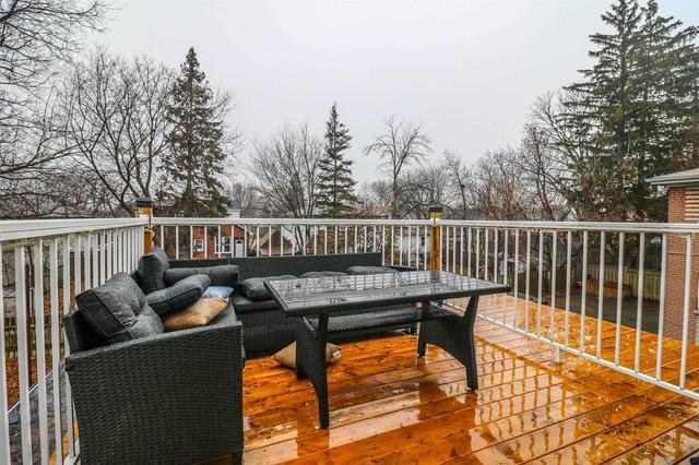 86 Park Rd S, House detached with 6 bedrooms, 4 bathrooms and 7 parking in Oshawa ON | Image 16