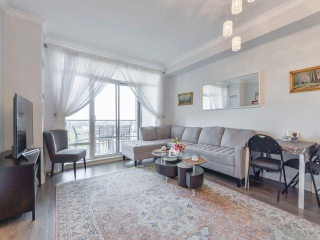 421 - 11121 Yonge St, Condo with 1 bedrooms, 1 bathrooms and 1 parking in Richmond Hill ON | Image 3