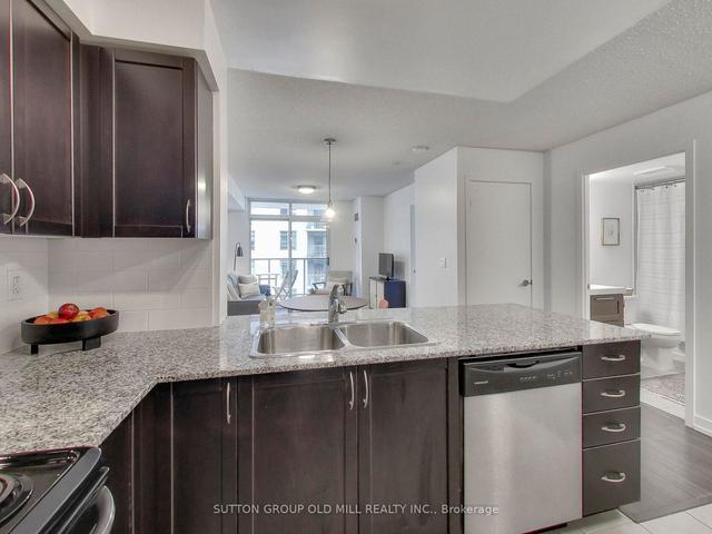 518 - 812 Lansdowne Ave, Condo with 1 bedrooms, 1 bathrooms and 1 parking in Toronto ON | Image 2