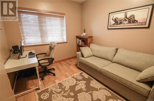 104 - 1917 Peninsula Rd, Condo with 2 bedrooms, 2 bathrooms and 21 parking in Ucluelet BC | Image 15