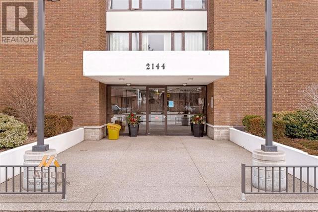 303 - 2144 Pelissier Street, Condo with 2 bedrooms, 2 bathrooms and null parking in Windsor ON | Image 1