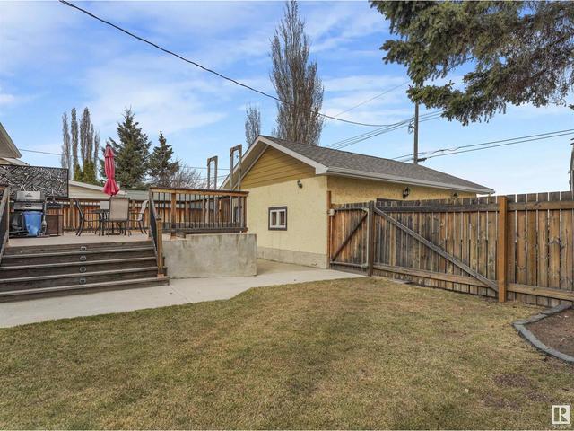 10551 40 St Nw, House detached with 3 bedrooms, 2 bathrooms and 4 parking in Edmonton AB | Image 48