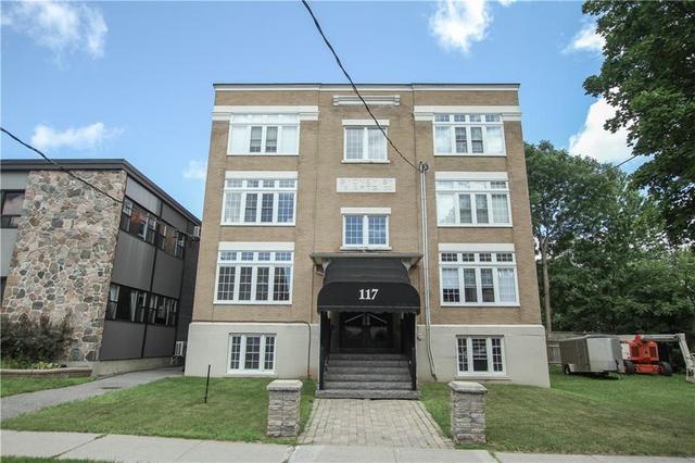 2 - 117 Sydney Street, Condo with 2 bedrooms, 1 bathrooms and 1 parking in Cornwall ON | Image 1