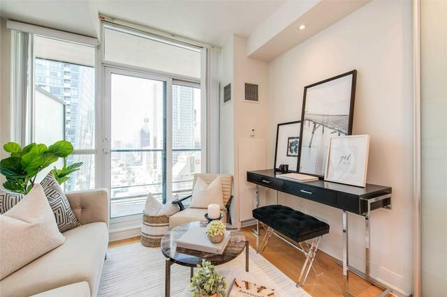 2305 - 1 Scott St, Condo with 1 bedrooms, 1 bathrooms and 0 parking in Toronto ON | Image 32