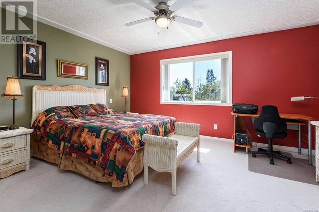 8 - 417 Heather Crt, House attached with 2 bedrooms, 2 bathrooms and 2 parking in Comox BC | Image 9