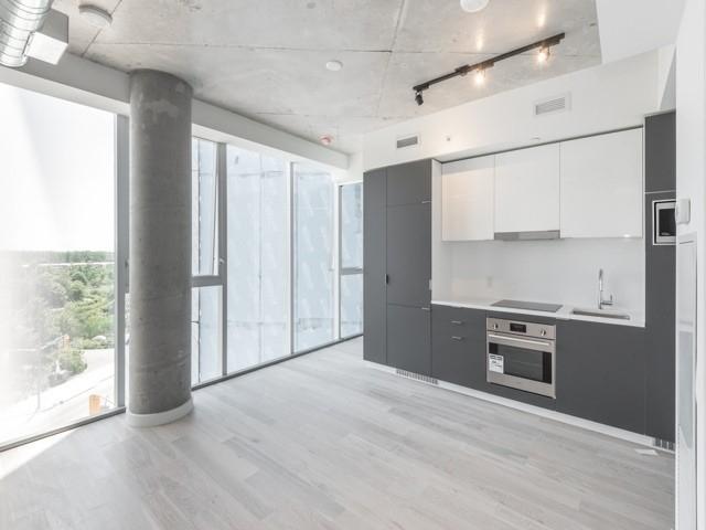 512 - 170 Bayview Ave, Condo with 1 bedrooms, 1 bathrooms and null parking in Toronto ON | Image 2
