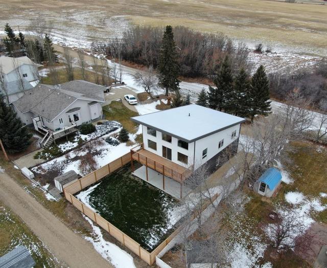 128 1 Street N, House detached with 3 bedrooms, 1 bathrooms and 2 parking in Camrose County AB | Image 20