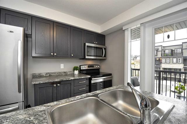 1989 Ottawa St, Townhouse with 2 bedrooms, 2 bathrooms and 1 parking in Kitchener ON | Image 17