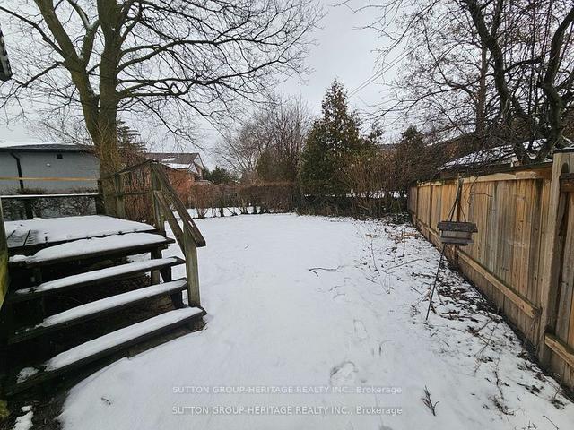 186 Sweeney Dr, House detached with 2 bedrooms, 2 bathrooms and 4 parking in Toronto ON | Image 13