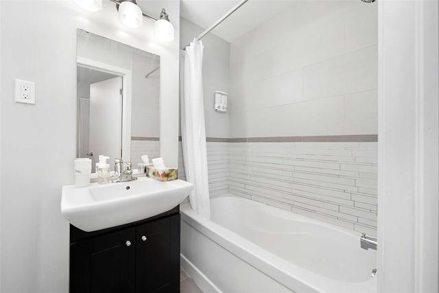 Th 3 - 127 Queen St E, Condo with 2 bedrooms, 3 bathrooms and null parking in Toronto ON | Image 12