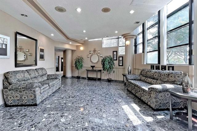 101 - 25 Trailwood Dr, Condo with 2 bedrooms, 2 bathrooms and 1 parking in Mississauga ON | Image 33