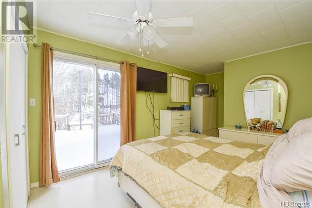 11542 - 11 Route, House detached with 3 bedrooms, 1 bathrooms and null parking in Inkerman NB | Image 21