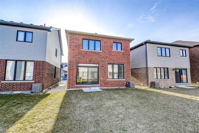 53 Queen Mary Blvd, House detached with 3 bedrooms, 3 bathrooms and 2 parking in Hamilton ON | Image 30