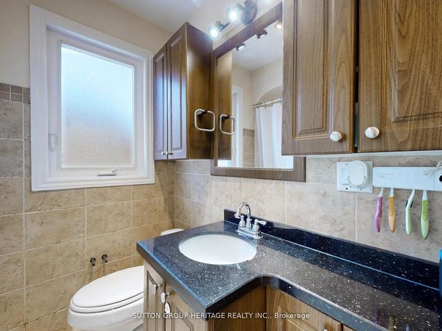 99 Whitley Ave, House detached with 3 bedrooms, 4 bathrooms and 6 parking in Toronto ON | Image 11