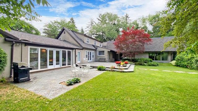 117 Northdale Rd S, House detached with 5 bedrooms, 6 bathrooms and 12 parking in Toronto ON | Image 2