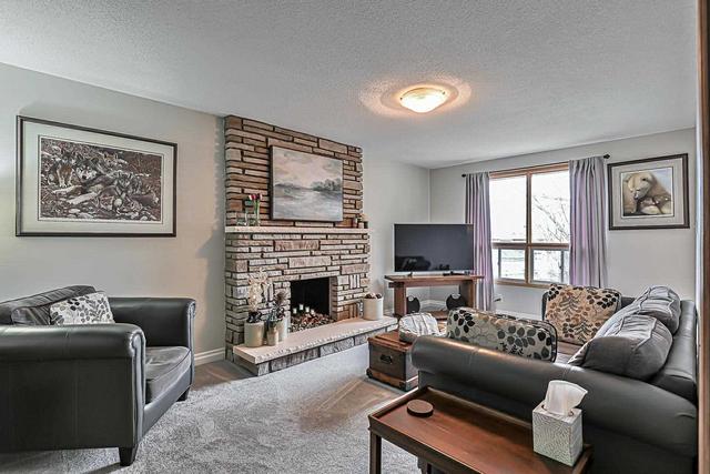 117 Imperial Cres, House detached with 3 bedrooms, 3 bathrooms and 2 parking in Bradford West Gwillimbury ON | Image 5