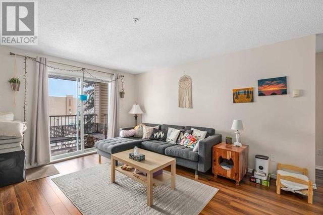 1206, - 4975 130 Avenue Se, Condo with 2 bedrooms, 2 bathrooms and 1 parking in Calgary AB | Image 2