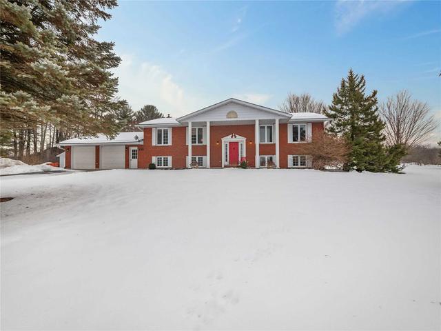 239 6 County Rd N, House detached with 3 bedrooms, 3 bathrooms and 12 parking in Tiny ON | Image 1