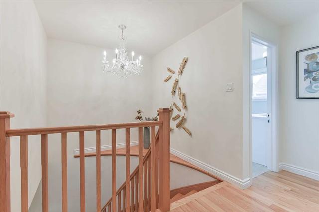 2 Blackwell Crt, House detached with 4 bedrooms, 4 bathrooms and 6 parking in Markham ON | Image 8