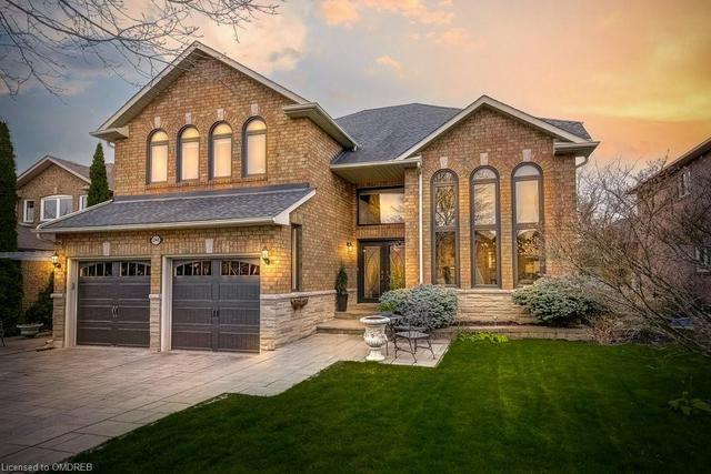 1340 Tinsmith Lane, House detached with 5 bedrooms, 3 bathrooms and 4 parking in Oakville ON | Image 1