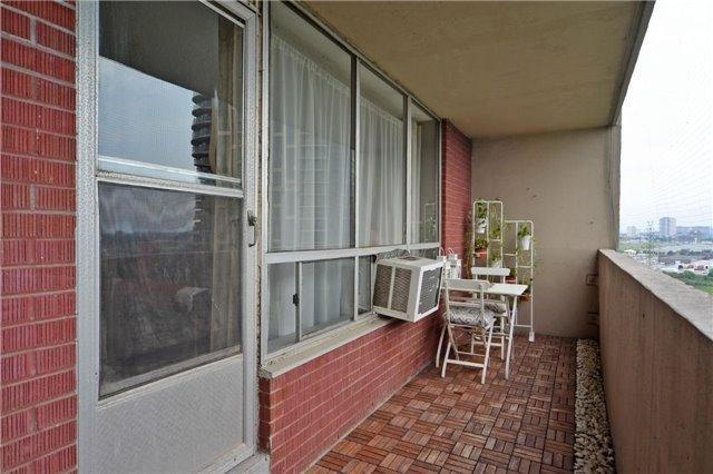 1803 - 3390 Weston Rd, Condo with 2 bedrooms, 1 bathrooms and 1 parking in Toronto ON | Image 17