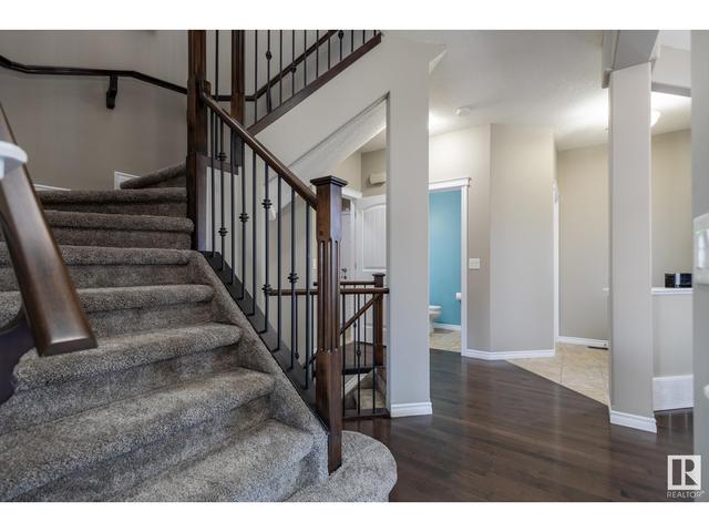 6323 18 Av Sw, House detached with 5 bedrooms, 3 bathrooms and null parking in Edmonton AB | Image 18